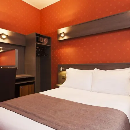 Latin Hotel 3*