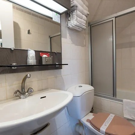 Latin Hotel
