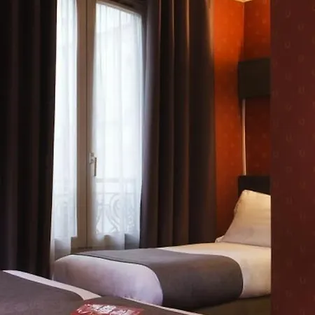 Hotel Latin 3*