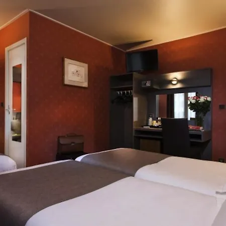 Latin Hotel