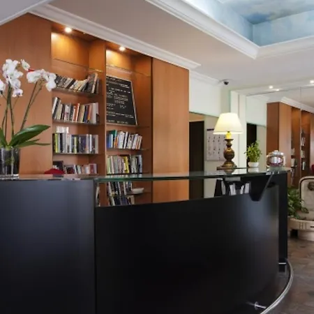 Latin Hotel Parigi